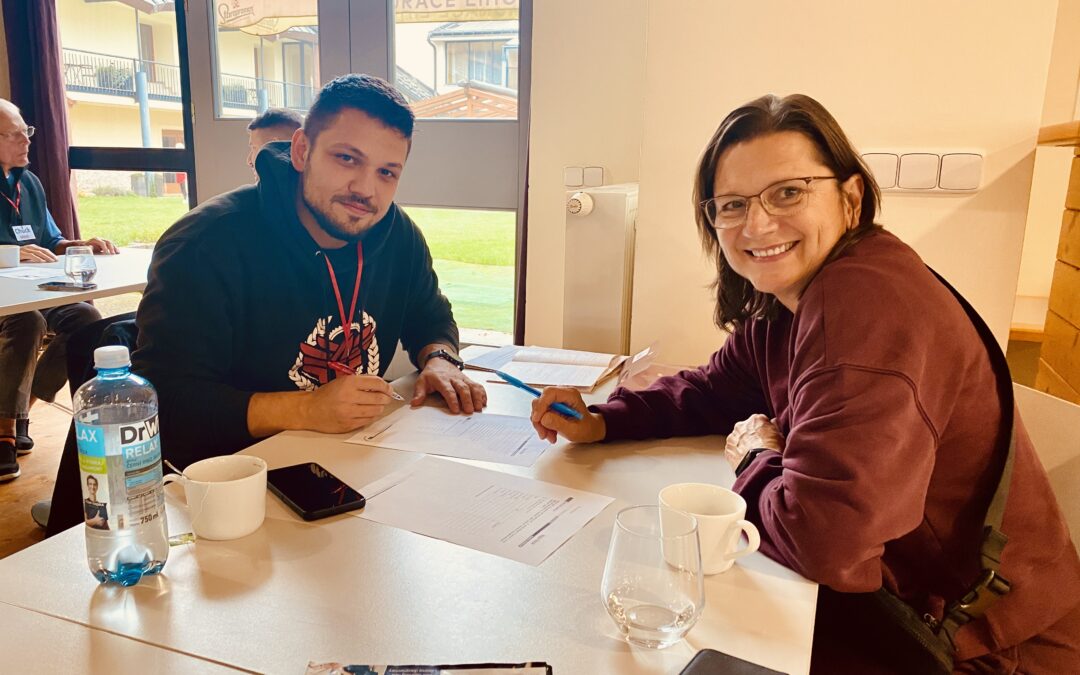 Jaká je tvoje úroveň angličtiny – a jak se díky intenzivnímu kurzu angličtiny posuneš o úroveň výš?